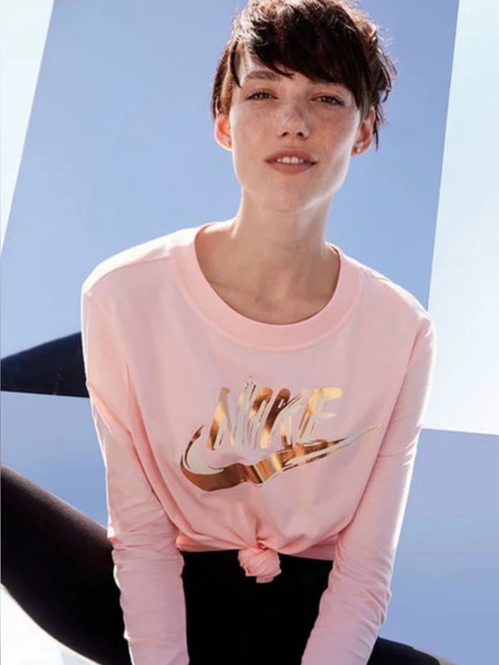 Nike Pink Rose Gold Print Crewneck Long Sleeve Tee Shirt Women’s XS